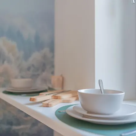 Le Cinq-chambre A Avec Entree Independante Homestay